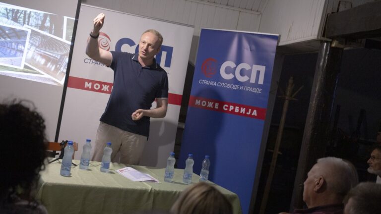 Đilas na vezi sa Vučićem – Marinika sa Veselinom Milićem i Sinišom Malim