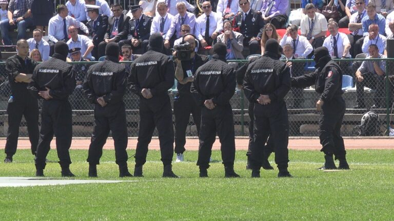 Apel bivših čelnika BIA, VBA i policije: Budite na strani Ustava, a ne političke volje